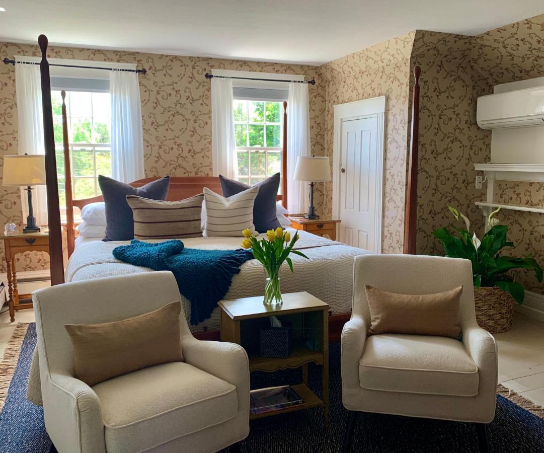Ashley Manor Bed & Breakfast Barnstable Dış mekan fotoğraf