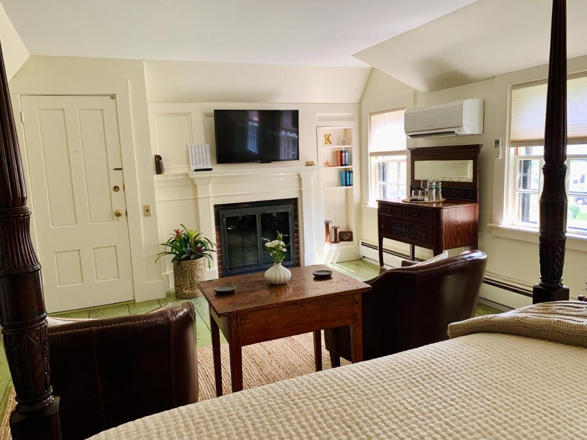 Ashley Manor Bed & Breakfast Barnstable Dış mekan fotoğraf